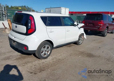 2017 Kia Soul z USA, uszkodzony, nr VIN KNDJN2A29H7460987